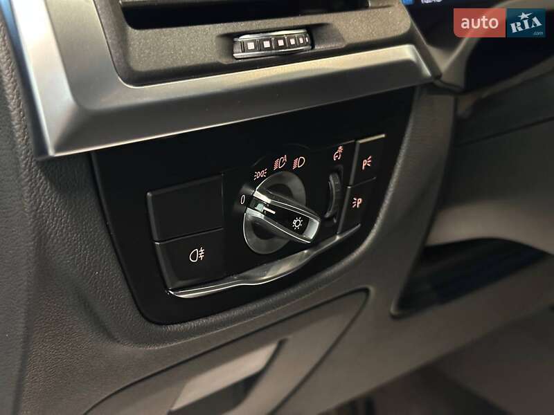 Внедорожник / Кроссовер BMW iX3 2021 в Львове