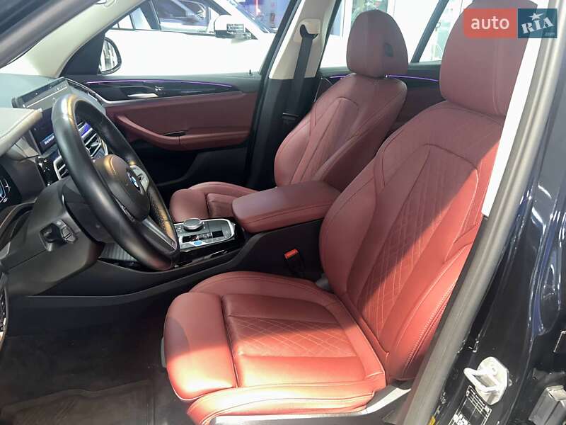 Внедорожник / Кроссовер BMW iX3 2023 в Днепре