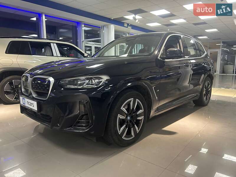 Внедорожник / Кроссовер BMW iX3 2023 в Днепре