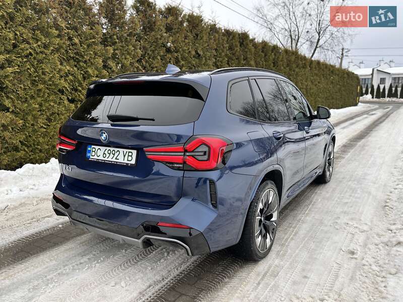 Внедорожник / Кроссовер BMW iX3 2024 в Львове