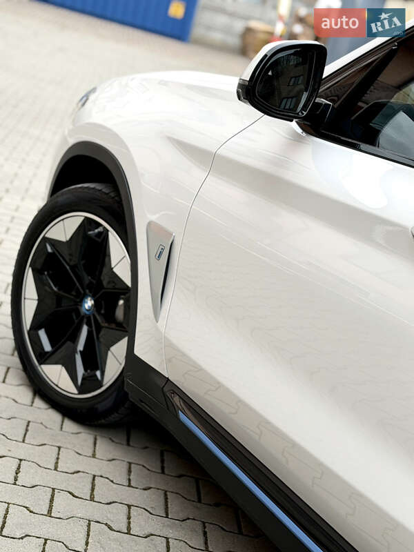 Позашляховик / Кросовер BMW iX3 2021 в Ужгороді фото 9 Позашляховик / Кросовер BMW iX3 2021 в Ужгороді