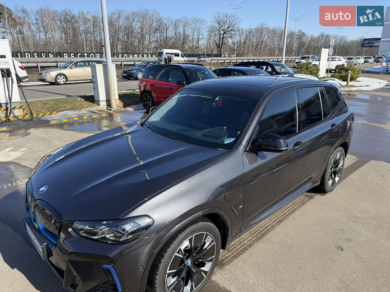 Внедорожник / Кроссовер BMW iX3 2022 в Киеве фото 5 Внедорожник / Кроссовер BMW iX3 2022 в Киеве