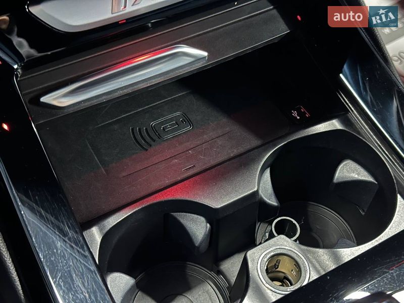 Внедорожник / Кроссовер BMW iX3 2021 в Львове