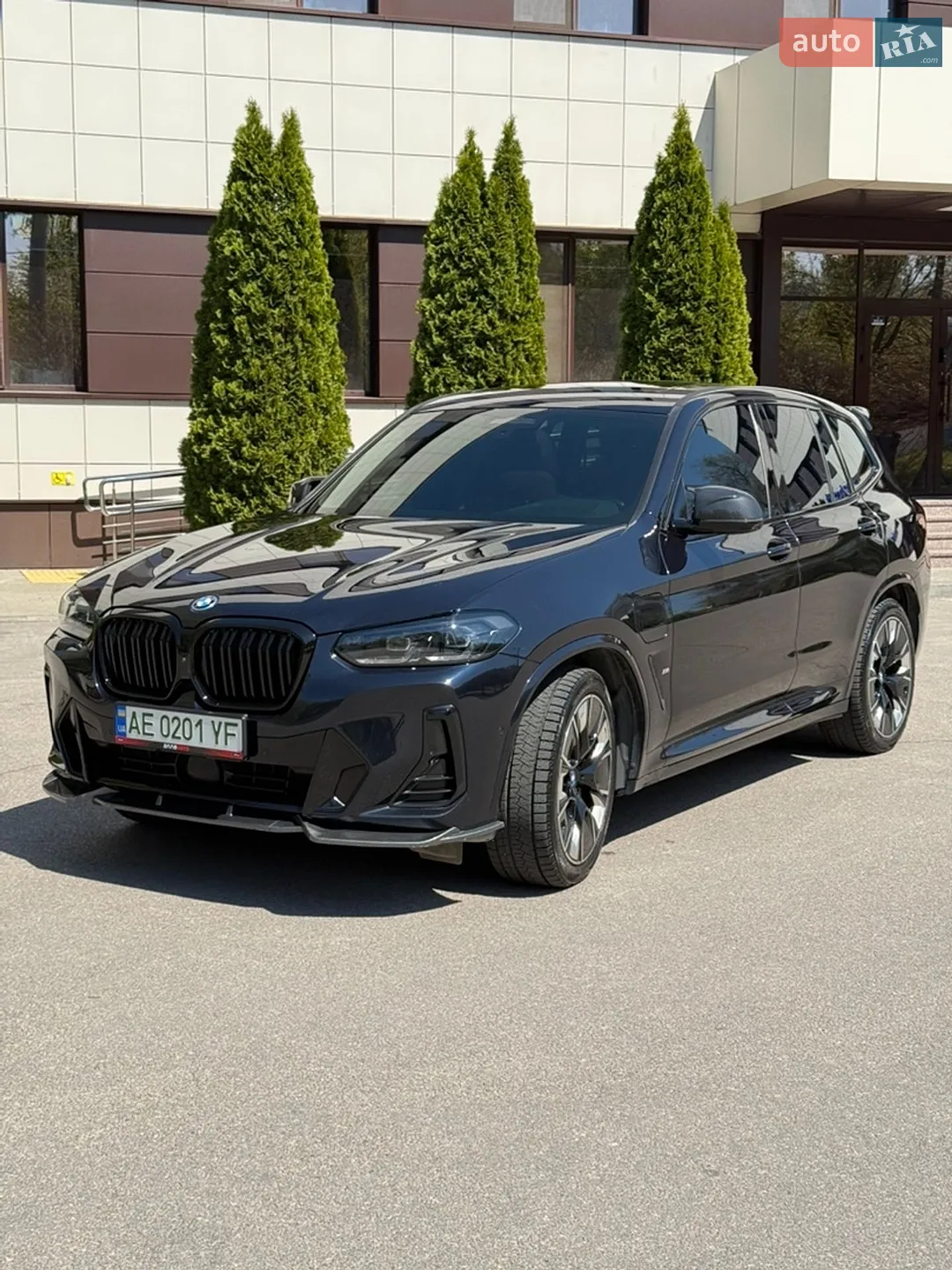 2022 BMW iX3 - мініатюра 2