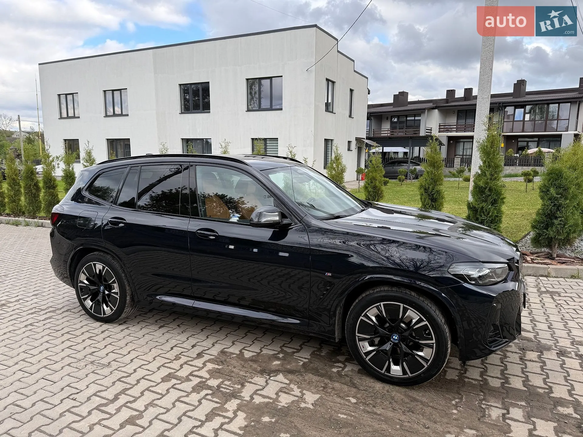 2022 BMW iX3 - мініатюра 3