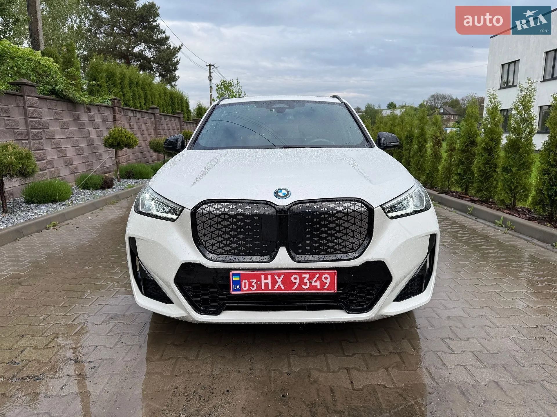 2023 BMW iX1 - мініатюра 14