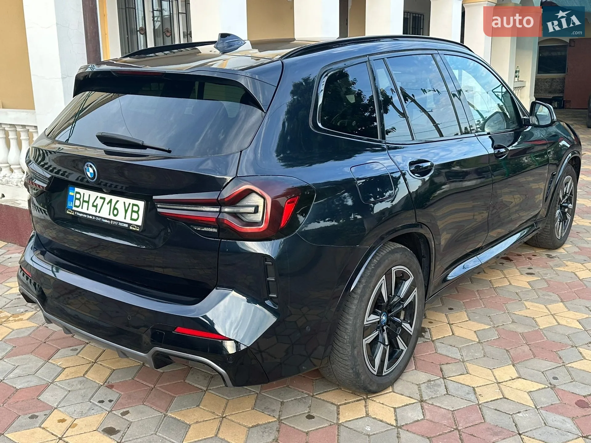 2021 BMW iX3 - мініатюра 8