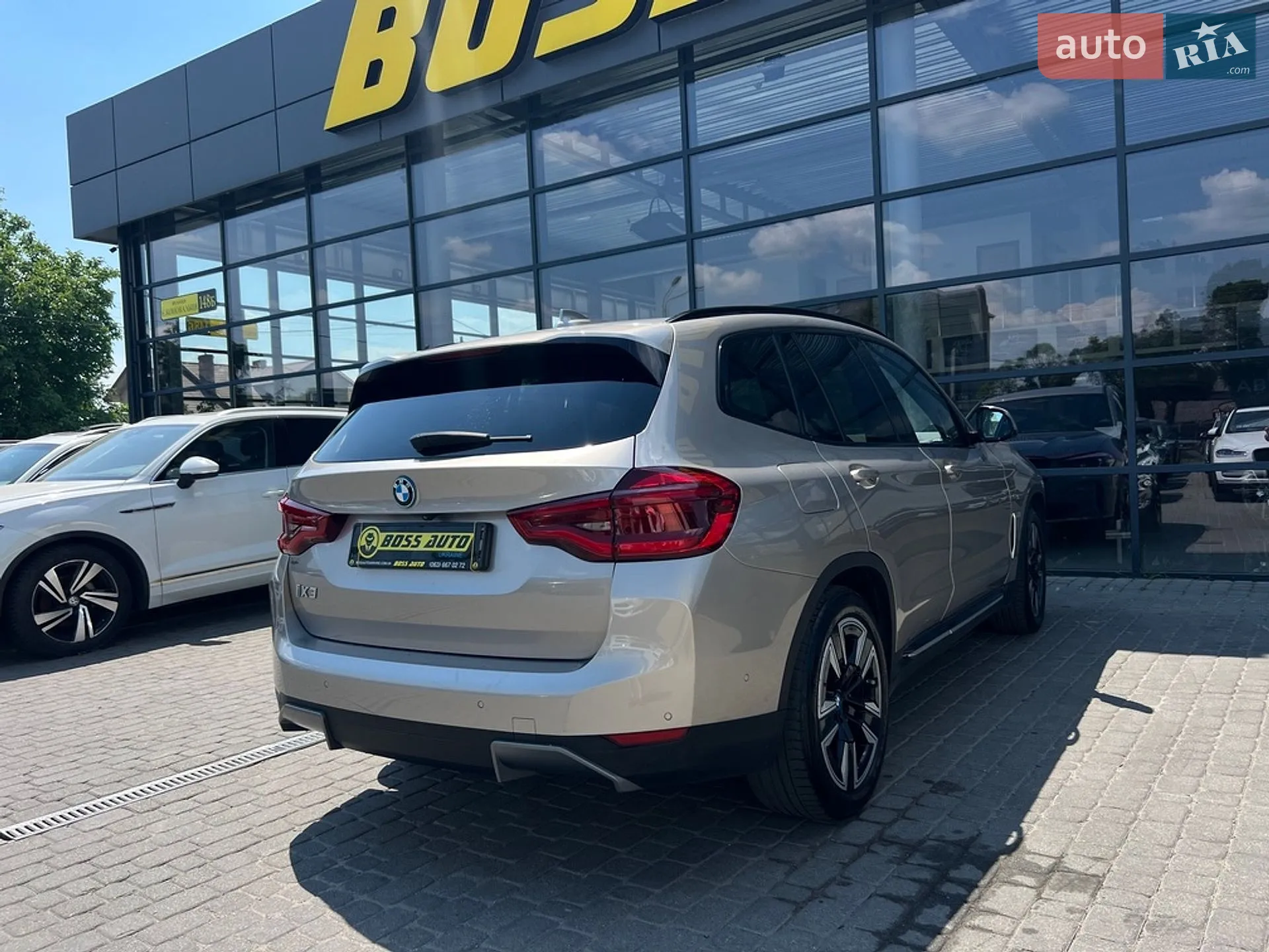 2021 BMW iX3 - мініатюра 7