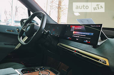 Позашляховик / Кросовер BMW iX 2022 в 