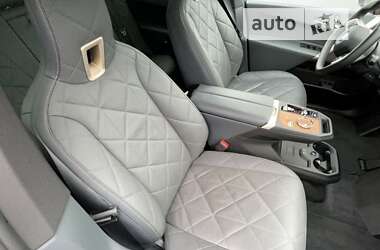 Позашляховик / Кросовер BMW iX 2021 в 