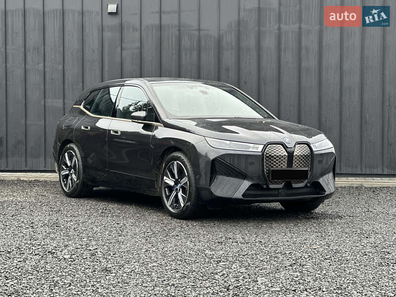 Внедорожник / Кроссовер BMW iX 2022 в 
