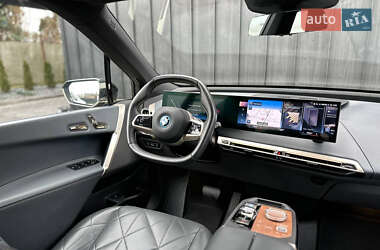 Внедорожник / Кроссовер BMW iX 2022 в 