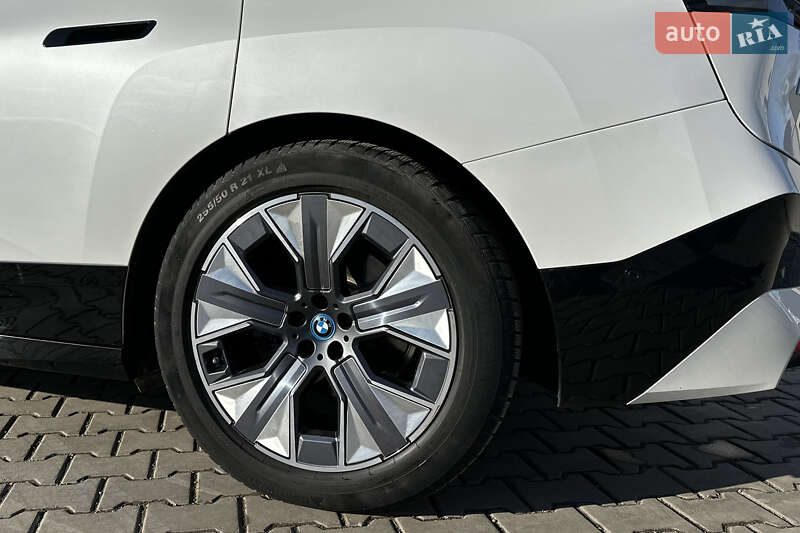 Внедорожник / Кроссовер BMW iX 2021 в Черновцах