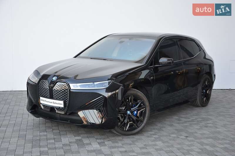 Позашляховик / Кросовер BMW iX 2023 в 