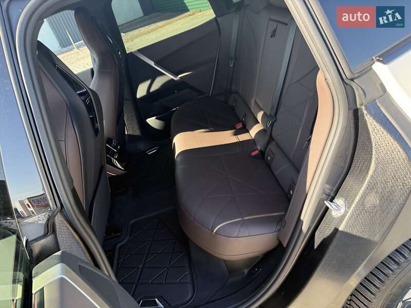 Внедорожник / Кроссовер BMW iX 2022 в Хусте