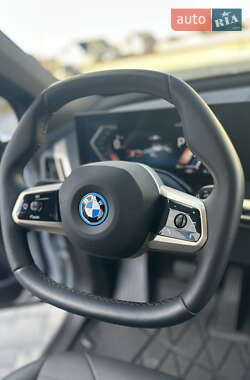 Позашляховик / Кросовер BMW iX 2023 в 
