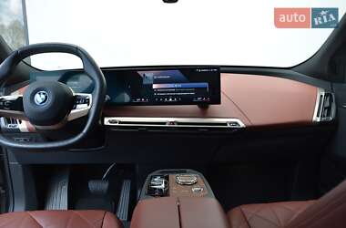 Внедорожник / Кроссовер BMW iX 2023 в 
