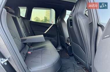 Позашляховик / Кросовер BMW iX 2024 в 