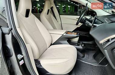 Позашляховик / Кросовер BMW iX 2022 в 