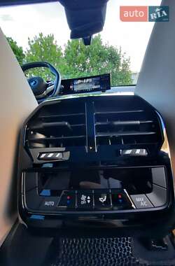 Внедорожник / Кроссовер BMW iX 2023 в 