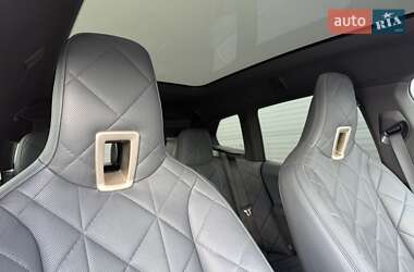 Позашляховик / Кросовер BMW iX 2022 в 