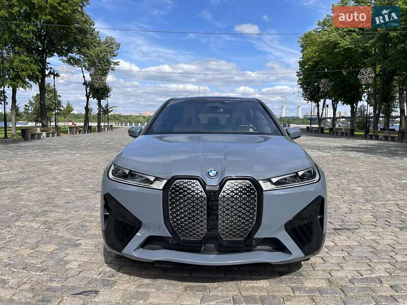 Внедорожник / Кроссовер BMW iX 2023 в 
