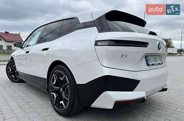 Позашляховик / Кросовер BMW iX 2022 в 