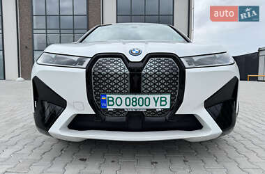 Позашляховик / Кросовер BMW iX 2022 в 