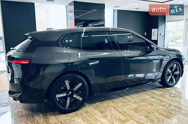 Внедорожник / Кроссовер BMW iX 2022 в 