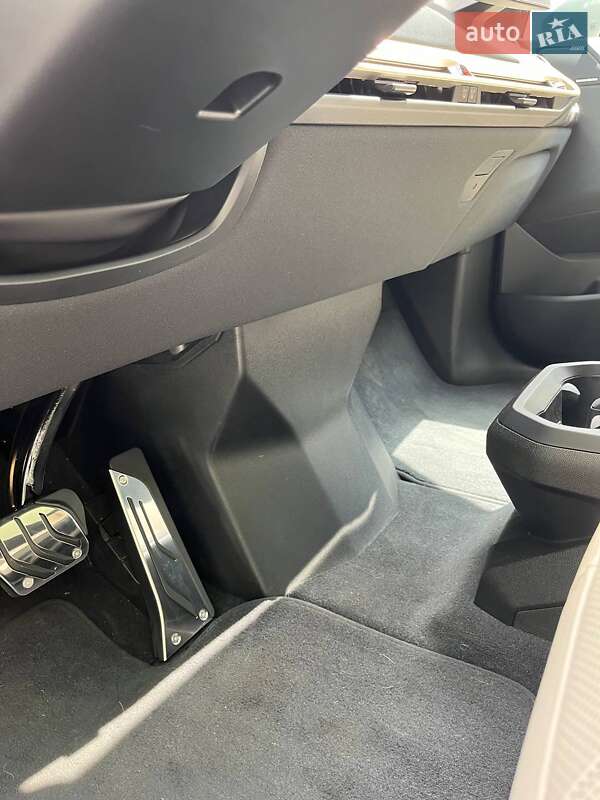 Внедорожник / Кроссовер BMW iX 2023 в Ивано-Франковске