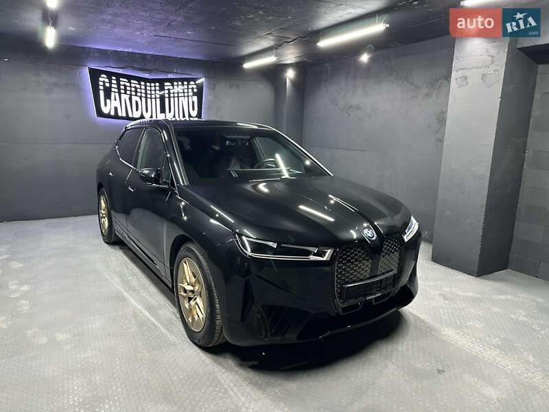Внедорожник / Кроссовер BMW iX 2023 в 