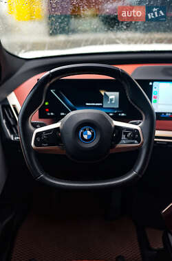 Позашляховик / Кросовер BMW iX 2021 в 