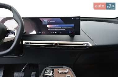 Внедорожник / Кроссовер BMW iX 2023 в 