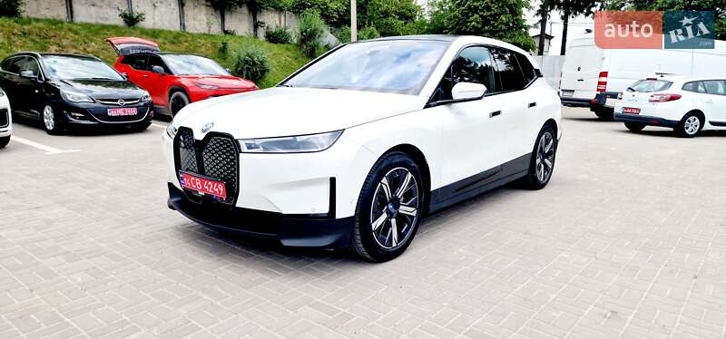 Позашляховик / Кросовер BMW iX 2023 в Тернополі