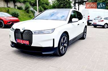 Внедорожник / Кроссовер BMW iX 2023 в 