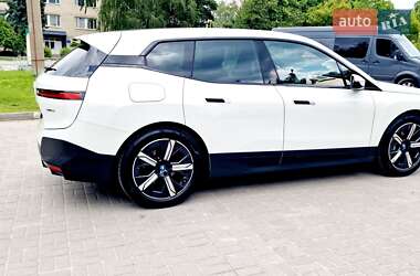 Внедорожник / Кроссовер BMW iX 2023 в 