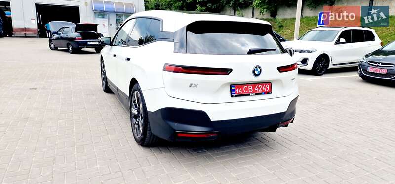 Позашляховик / Кросовер BMW iX 2023 в Тернополі