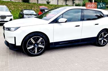 Внедорожник / Кроссовер BMW iX 2023 в 