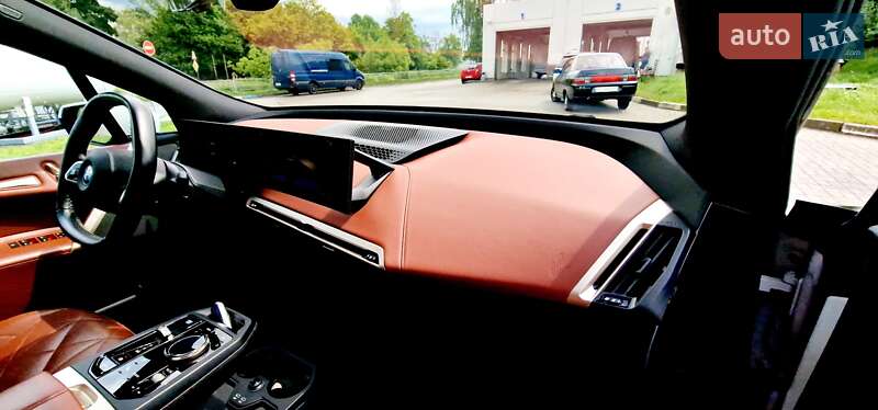 Позашляховик / Кросовер BMW iX 2023 в Тернополі