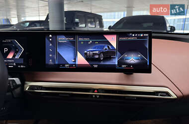 Внедорожник / Кроссовер BMW iX 2022 в 