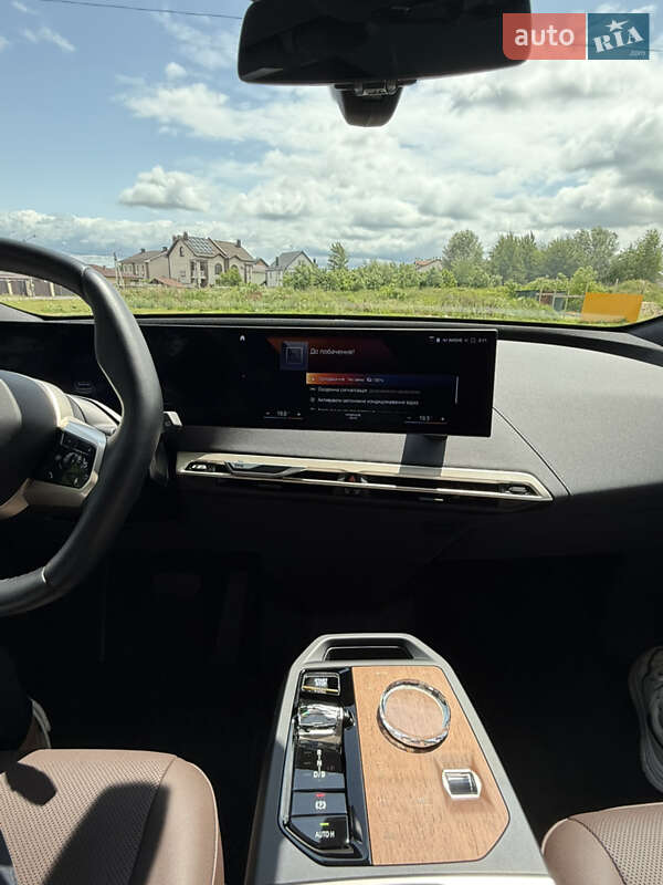 Позашляховик / Кросовер BMW iX 2022 в Петропавлівській Борщагівці