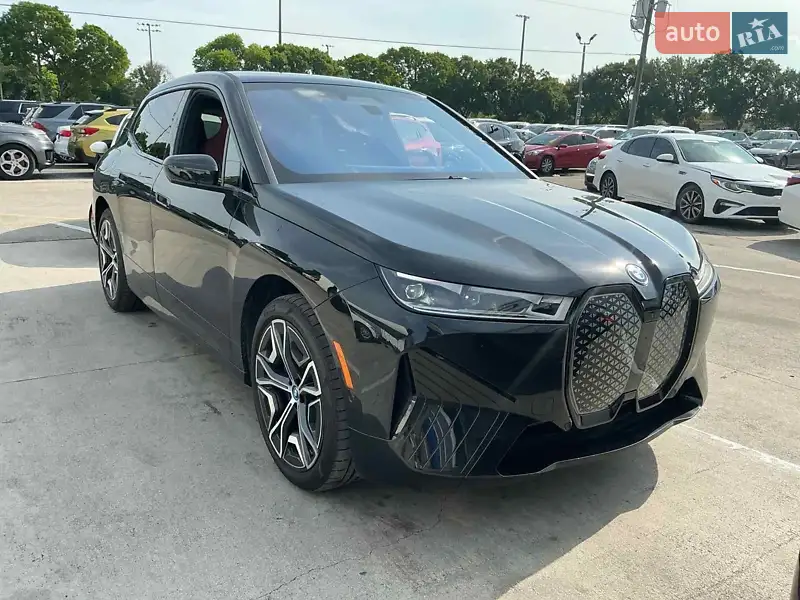 BMW iX 2023