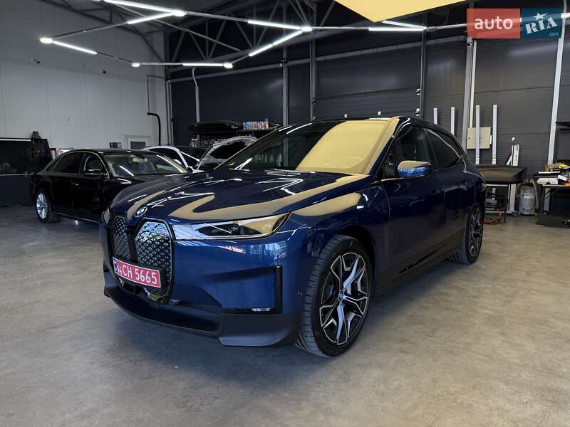Внедорожник / Кроссовер BMW iX 2022 в 