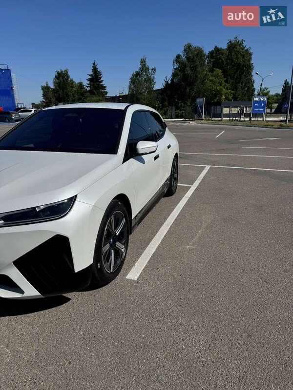 Внедорожник / Кроссовер BMW iX 2021 в Житомире