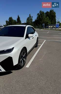 Внедорожник / Кроссовер BMW iX 2021 в 