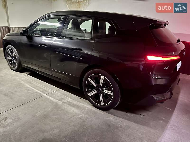 BMW iX 2022