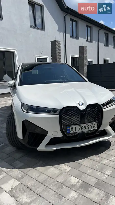 BMW iX 2023