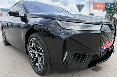 Позашляховик / Кросовер BMW iX 2023 в 