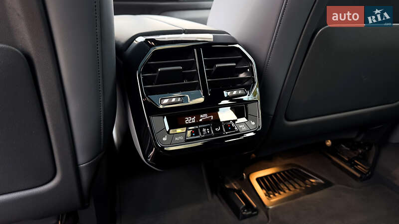 Внедорожник / Кроссовер BMW iX 2023 в Киеве