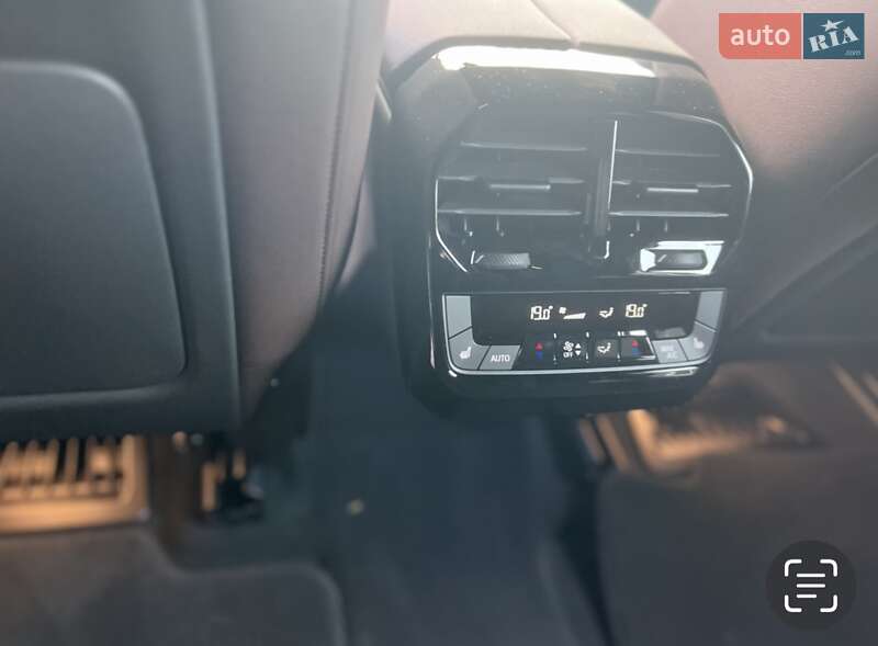 Позашляховик / Кросовер BMW iX 2021 в Києві фото 13 Позашляховик / Кросовер BMW iX 2021 в Києві
